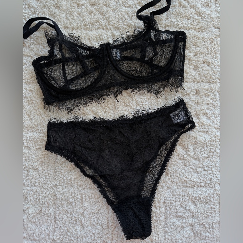 Elegant Black French Lace Lingerie Set